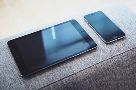 スマートフォン／タブレット向けアプリ開発